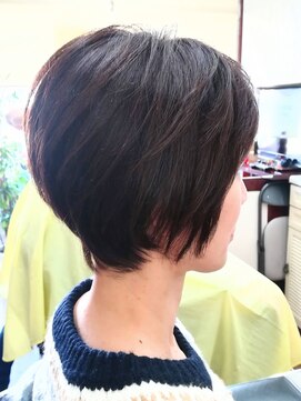 ミルヘアーヨシムラ(MIL hair A yoshimura) 抜け感ショートボブ