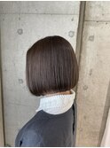 前下がりボブ　くすみベージュ　おおたかの森