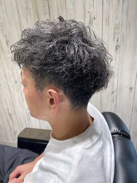 白髪ぼかし/ホワイトメッシュ/ツーブロック/30代40代/新潟冬