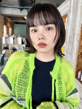 ノラジャーニー(NORA Journey) 【NORA Journey】 顔周りレイヤーのウルフカット風ボブ