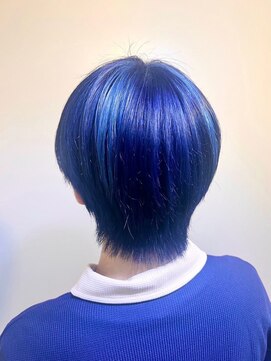 リリー シブヤ(Lilly shibuya) 【Lilly渋谷】#ブルー#ショートカット#ブリーチ#学割U24#韓国