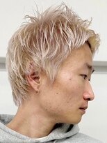 ウィコ 新宿(WICO)&nbsp;white spiky short [新宿駅/カルマパーマ/ベリーショート]