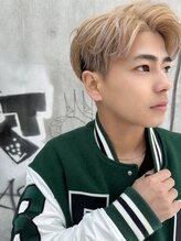 オム ブランシェ(HOMME BLANCHE’)