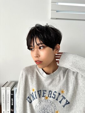 ラフィス ヘア ルー 福山2号店(La fith hair ruu.) 【La fith】マッシュショート×黒髪