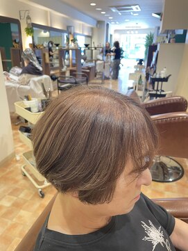 アイニ 河内小阪店(aini) 白髪ぼかしカラー白髪ぼかしハイライト大人ショート30、40、50代