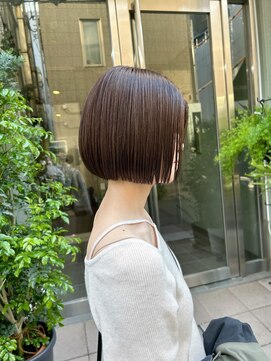 ナインセンス 下北沢(9_________nine sense) ぱつっとボブ × 柔らかシルバーブラウン【下北沢】