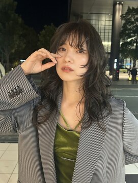 ソレイユトウキョウシブヤ(SOLEIL TOKYO shibuya) ミディアムレイヤーコテ巻き風パーマスタイリング