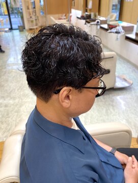 マキシム ナカイ(MAXIM NAKAI) メンズツーブロック刈り上げパーマ