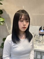 スリー(Three) 【レイヤーカット×オリーブグレージュ】