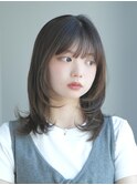 ミディアムレイヤー・ボブ/絶壁解消/20代/３０代/長め 