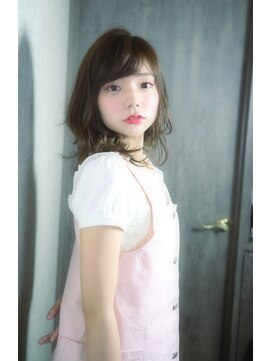 アッシュヘアー カーキアッシュ×マッシュレイヤー