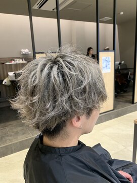 ルクール 東三条店(Le Coeur) メンズマッシュ/マッシュパーマ/ハイトーンカラー/20代