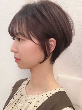 テオ(Theo) Theo // 巻き髪風パーマ／ショート