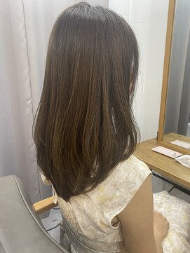 ミント 鳳(Mint.) 20代 30代 40代 大人可愛い ピンクベージュ ミルクティーピンク