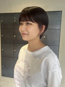 ヘアー アイス ルーチェ(HAIR ICI LUCE) イヤリングカラーポイントカラーピンクベージュショート/今枝