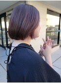 耳かけショートボブ　絶壁解消ヘア　クビレショート
