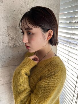 ザシー オモテサンドウ(The C) 20代30代40代ナチュラル大人可愛いレイヤースタイル