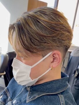 エルマーク 枚方(L-MARK) センターパート/ニュアンスパーマ/韓国/フェーザーパーマ/眉毛