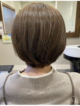 アルティーナプライベート(altina PRIVATE) 丸みショート♪