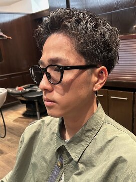 ザバーバー 渋谷(THE BARBER) アップバングショート