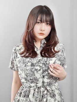 パレット(PALETTE)の写真/頬をかすめるシースルーな束感が爽やか♪小顔見せにも効果的な顔周りレイヤーで今っぽさアップデート☆