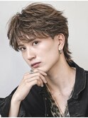 黒髪ニュアンスコンマバングフェザーショートウルフ