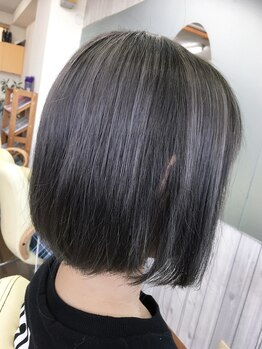 フォルム(FORM)の写真/大人気ウルティアトリートメントで、ダメージが蓄積している髪をうる艶×まとまりのある美髪へと導きます♪