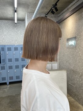 サンク 原宿 表参道(cinq) ミディアムボブ長め外国人風オリーブベージュヘーゼルベージュ