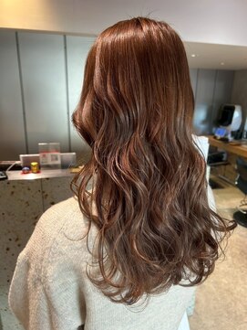 ナチュラル ヘアーデザイニング(Natural hair designing) 艶感ウェーブ/ウォームブラウン/韓国風ロングレイヤー/髪質改善