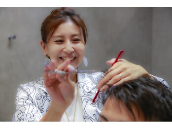 トレサンパオム(Tres Sympa Homme)の写真/ビジネスマン必見！デキる男を磨く、洗練された空間で極上エイジングケアで差をつける◎