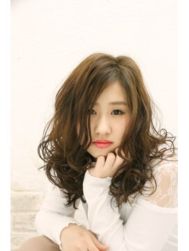 ヴィアンカ(Vianca) 無造作×抜け感ウェーブ