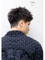 ネイビー(NAVY)&nbsp;かき上げヘアショートレイヤーくせ毛風パーマ