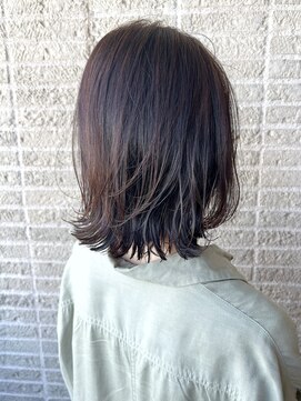 クイントネオリーブ 自由が丘正面口店(quint:neolive) 外ハネレイヤーボブ