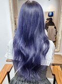 ペールブルー