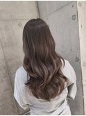 巻き髪　ロング　ハイライト　チョコレートブラウン