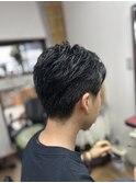クセ毛もまとまる!すっきり爽やか黒髪ショート