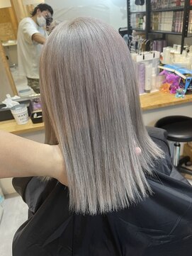 いろあそび 八王子 グレーシルバー