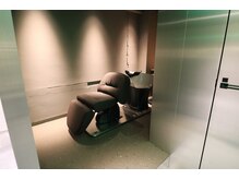 ウィム(whim)の雰囲気（シャンプーブースはリラックスできる空間になっております。）