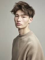 アルトリスト(Altruist Aging×HAIR&SPA)&nbsp;ブルーブラックスパイキーショートサーフカールフェザーパーマ