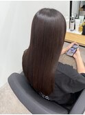 くすみブラウン