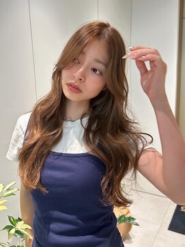 アビーファイブ(ABBEY 5) ミディアムヘアレイヤーカット前髪カット髪質改善トリートメント