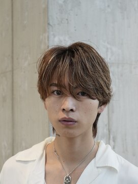 フィフス トウキョウ (fifth TOKYO) 渋谷フェザーパーマメンズカットマッシュハイライトシースルー