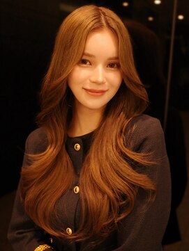 アフロート ルヴア(AFLOAT RUVUA) ●垢抜ける上品なレイヤーカットはお任せ/20/30/40代前髪顔周り