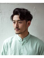 フェイムズ(FAMES) 色気と上品さを備えた大人の七三パーマ