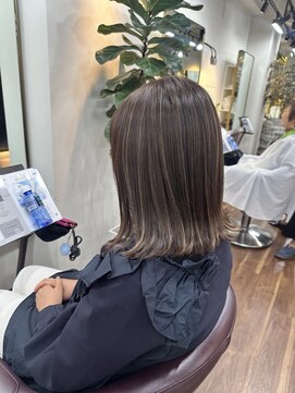 アルボーテルジェ(Art BeAute' ROUGET) ハイライト/レイヤーカット/20代/30代/外ハネボブ