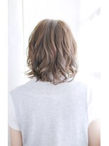 シュシュット(chouchoute)&nbsp;吉祥寺3分/美髪質改善アッシュブラウンネオウルフ外ハネボブ/016