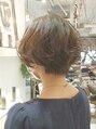 アナン(ANNAN)&nbsp;ふんわりコテ巻きアレンジショートボブ