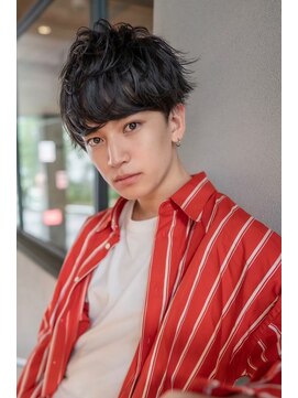 ケアリー 大泉学園(Carelly) ツイストパーマ七三オールバックマッシュウルフスリークショート