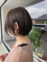 ナンバー(number+)&nbsp;20代30代大人可愛いアッシュベージュくびれボブ耳掛け透明感