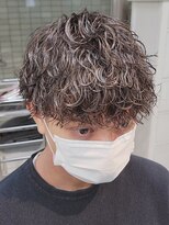 フィフス 原宿(fifth)&nbsp;波巻きスパイラルパーマ刈り上げツーブロックツイストパーマ